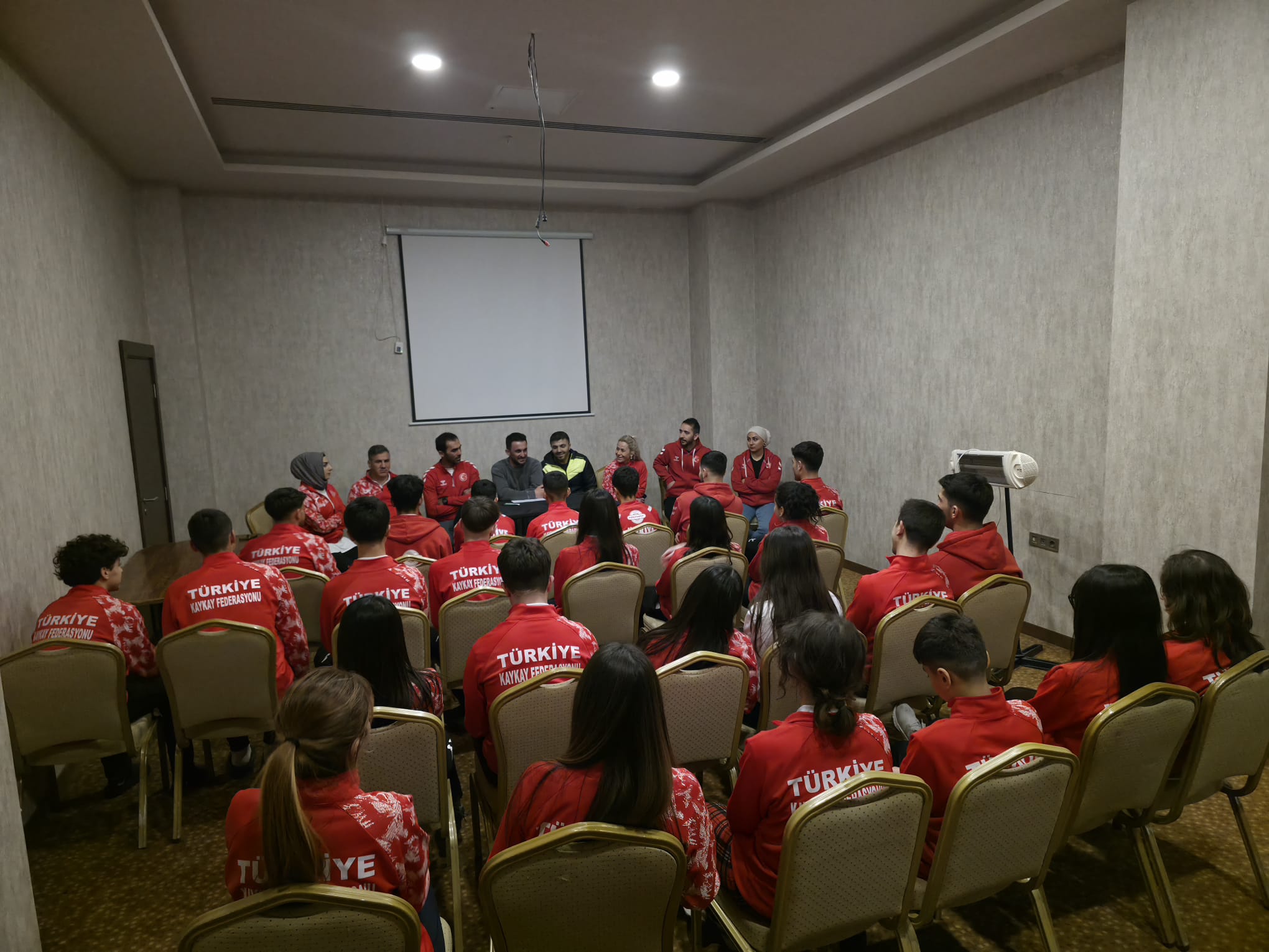 Tekerlekli Paten Milli Takım Hazırlık, Gelişim ve Seçme Kampı Karaman’da Başladı